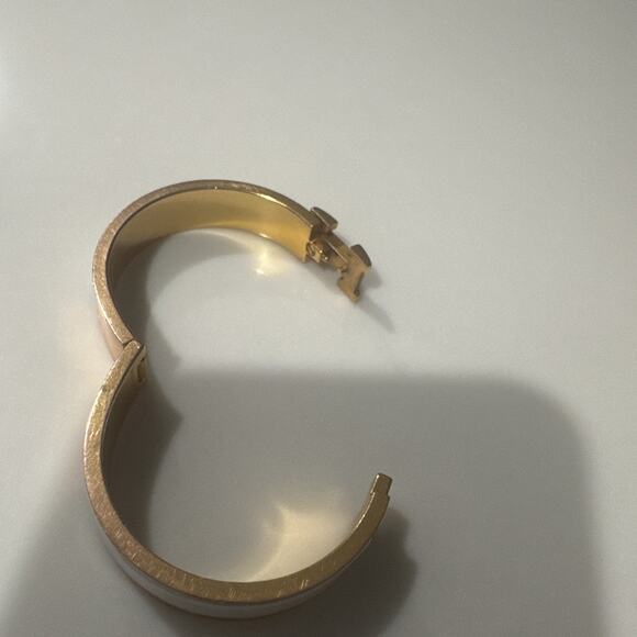 Hermès Clic H Bracelet PM White Enamel – 18k Gold Plated READ - Picture 13 of 16